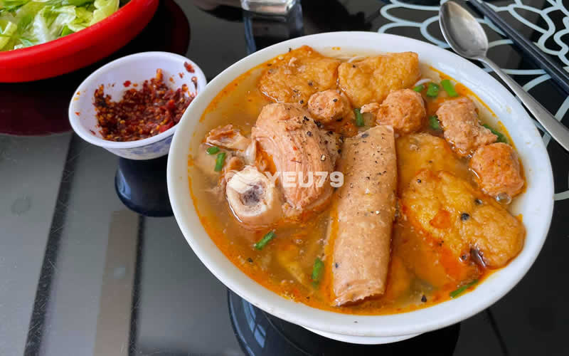 TOP 9 Quán bún riêu ngon tại Nha Trang - Bán ngon mà còn rẻ