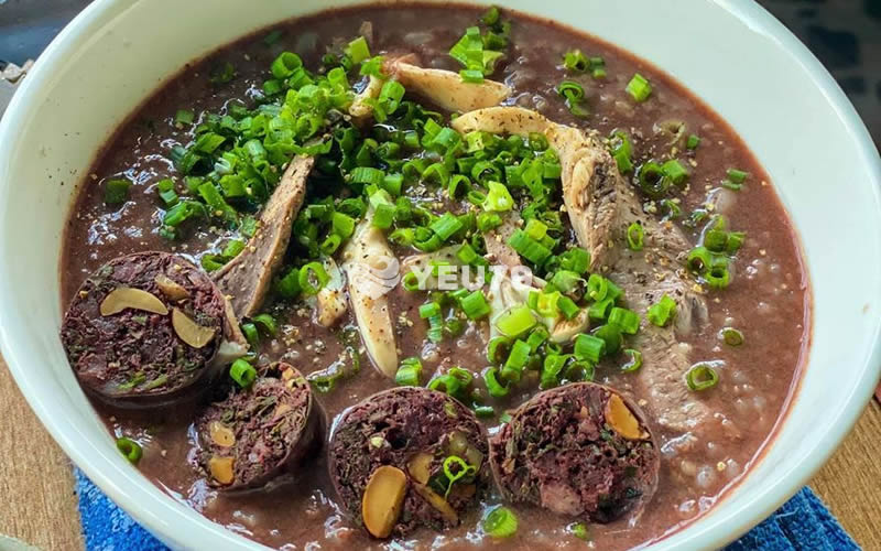 12 Quán bán cháo lòng ngon tại Nha Trang rất đông khách